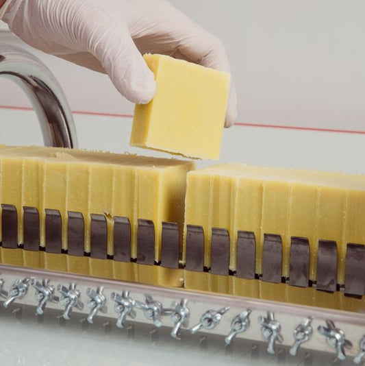 "Lave moi" : savon surgras dès la naissance - Routinea